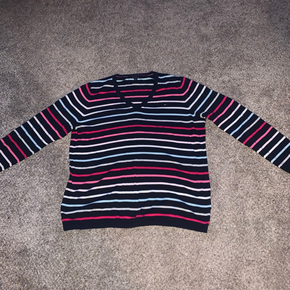 Tommy Hilfiger Sweater.   XXL.   Navy with stripes.